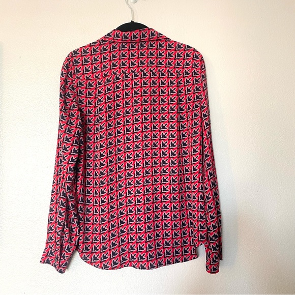 Ann Taylor Loft Button Up Red/Blue Silky Plant Print Shirt Size XS - Picture 7 of 8